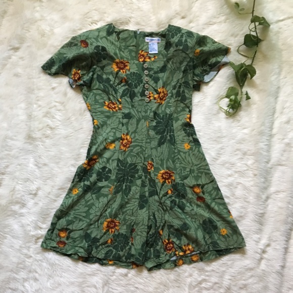 1990s Floral Sunflower Romper with Shoulder Pads - Picture 2 of 6